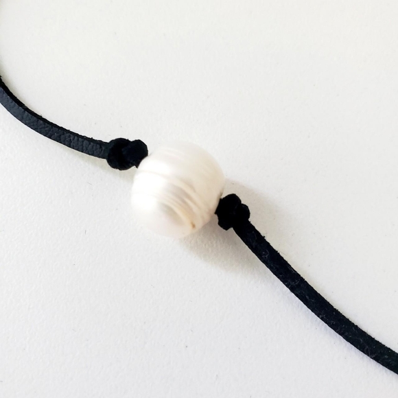 Real Pearl Necklace - Picture 2 of 2